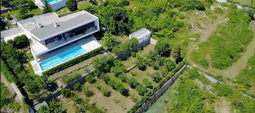 Modern Swimming-Pool VillaShkodër エクステリア 写真